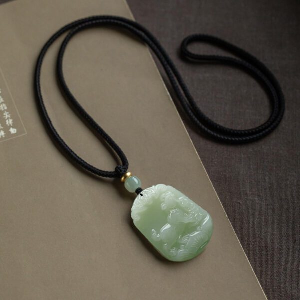 Natural Hetian Green Jade Nephrite Carved Fengshui Zodiac Dog Pendant Amulet