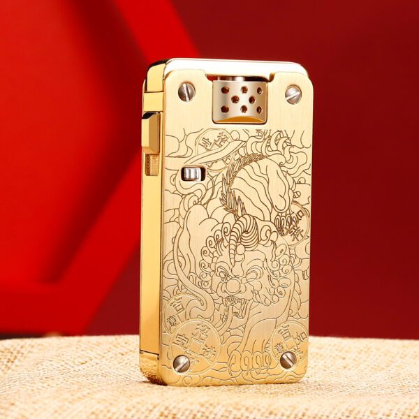 Brass Pixie Esprit Lighter